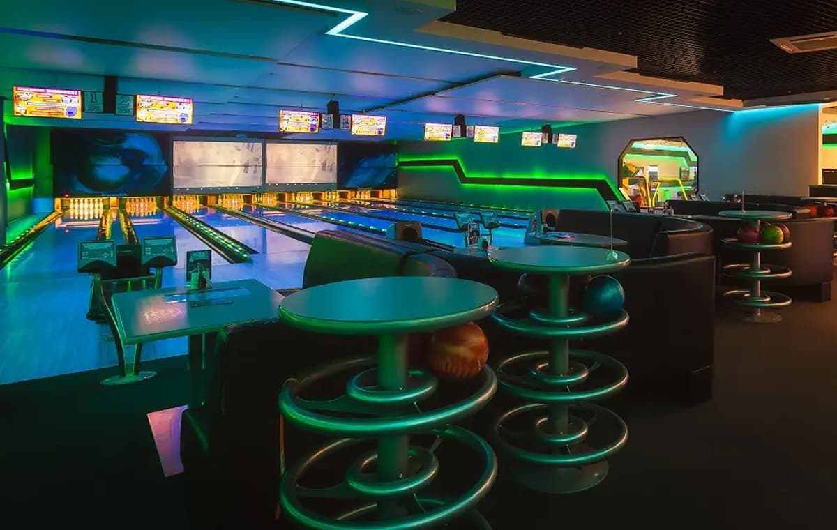 LaserLand - slide 18