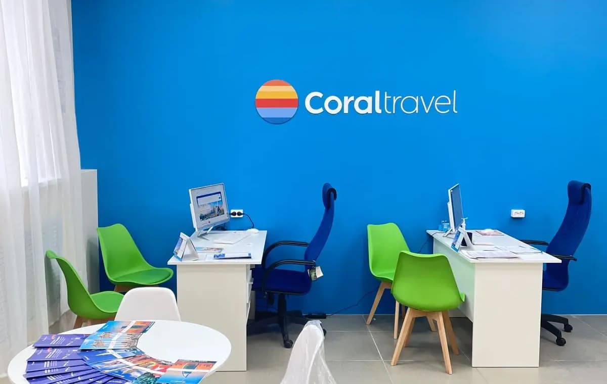 Coral Travel - slide 5